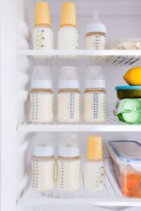 Грудное молоко в холодильнике